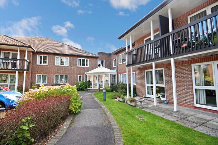 1 Bedroom Flat For Sale In St Marys Mews, Ferndown, BH22