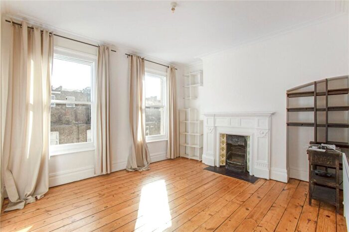 1 Bedroom Apartment To Rent In Salcombe Road, London, N16