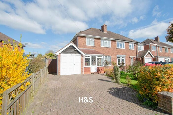 3 Bedroom Semi Detached House For Sale In Fabian Crescent, Shirley, Solihull, B90