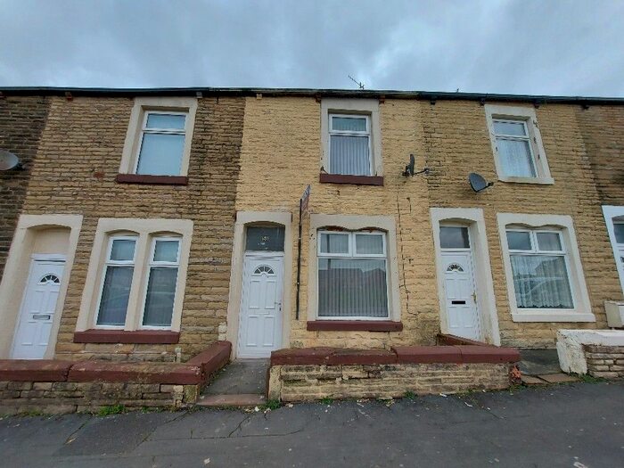2 Bedroom Terraced House To Rent In New Hall Street, Burnley BB10