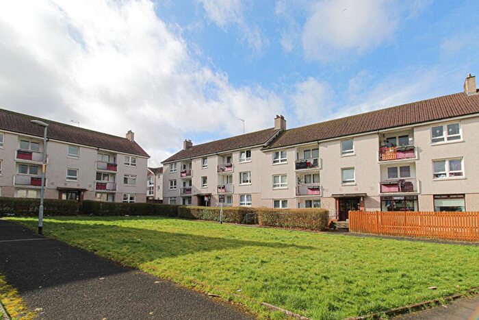 2 Bedroom Flat To Rent In Bowfield Crescent, Glasgow, G52