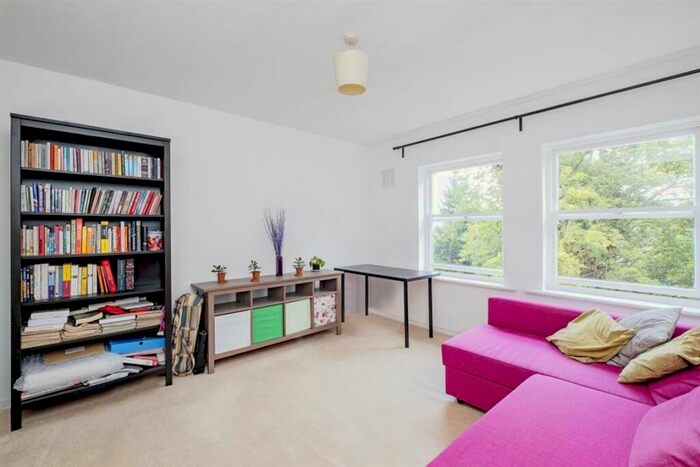 1 Bedroom Flat To Rent In Burnt Ash Hill, Lee, SE12