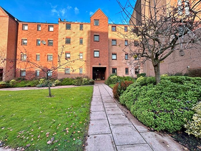 1 Bedroom Flat To Rent In Albion Gate, Albion Street, Merchant City, Glasgow, G1