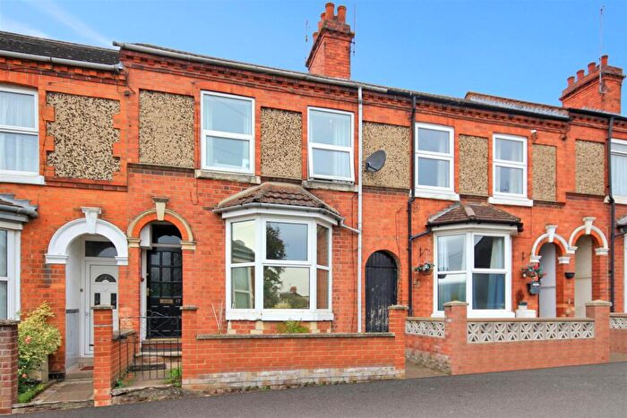 3 Bedroom Terraced House For Sale In Melton Road, Wellingborough, NN8