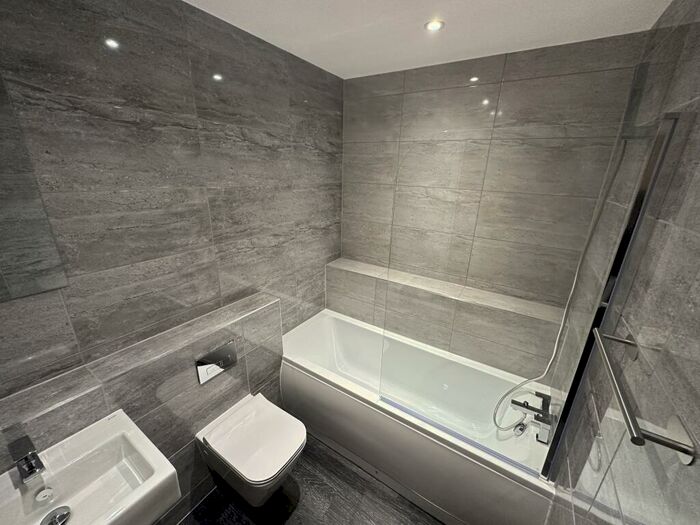2 Bedroom Apartment To Rent In Church Street, Bingham, NG13