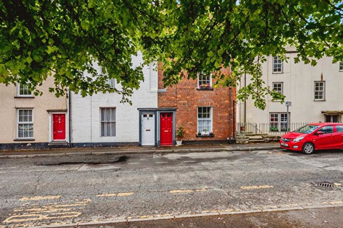 3 Bedroom End Of Terrace House For Sale In St. Ann Street, Chepstow, NP16