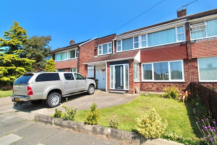 4 Bedroom Semi-Detached House To Rent In Rayleigh Drive, Wideopen, Newcastle Upon Tyne, NE13