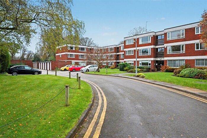 2 Bedroom Apartment For Sale In Crofters Court, Harrisons Road, Edgbaston, Birmingham, B15