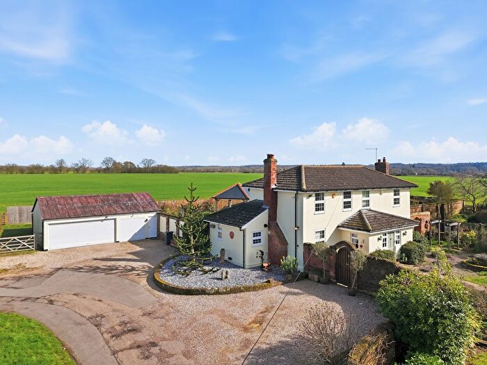 4 Bedroom Detached House For Sale In Oak Road, Rivenhall, CM8