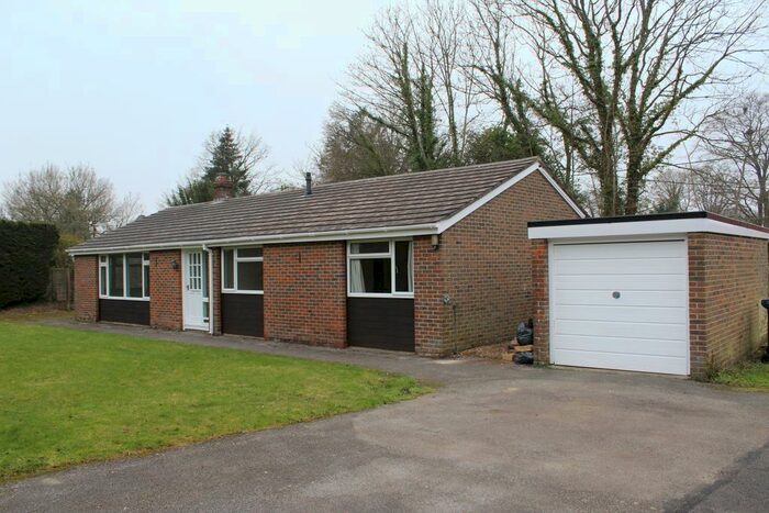 3 Bedroom Detached Bungalow To Rent In Station Lane, Enton, Godalming, GU8