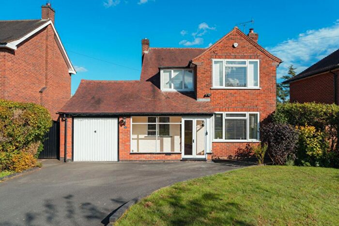 3 Bedroom Detached House For Sale In Grassmoor Road, Birmingham, B38