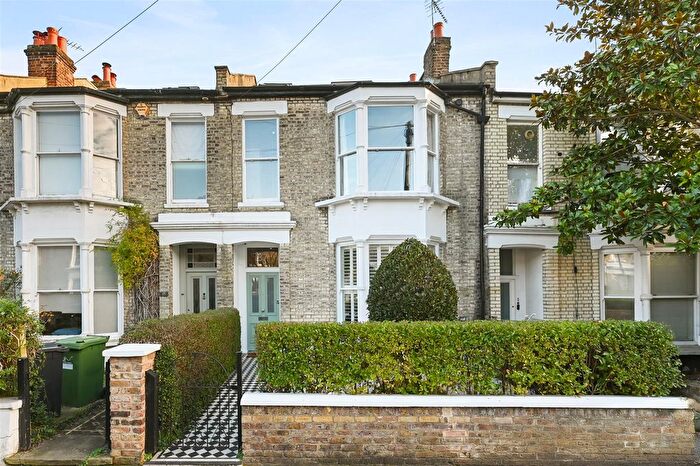4 Bedroom Terraced House For Sale In Godolphin Road, London, W12