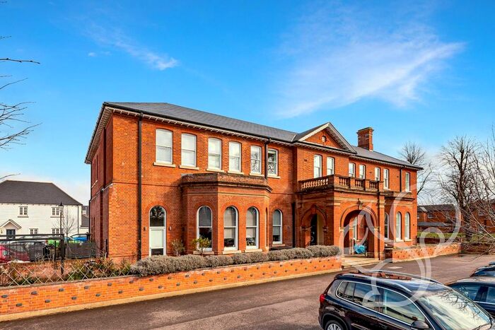 2 Bedroom Flat To Rent In Meeanee Mews, Colchester, CO2