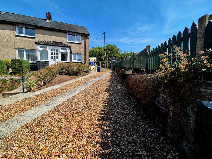 3 Bedroom Semi-detached House To Rent In Maes Llydan, Llanrwst, LL26
