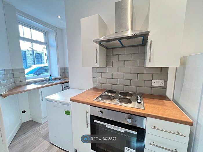 2 Bedroom Terraced House To Rent In Stone St, Rossendale, BB4
