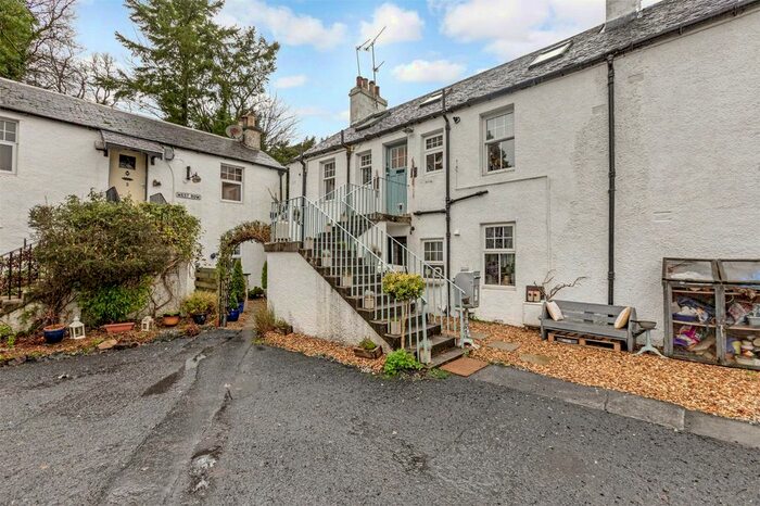 4 Bedroom Flat For Sale In Wood Place, Blanefield, Glasgow, G63