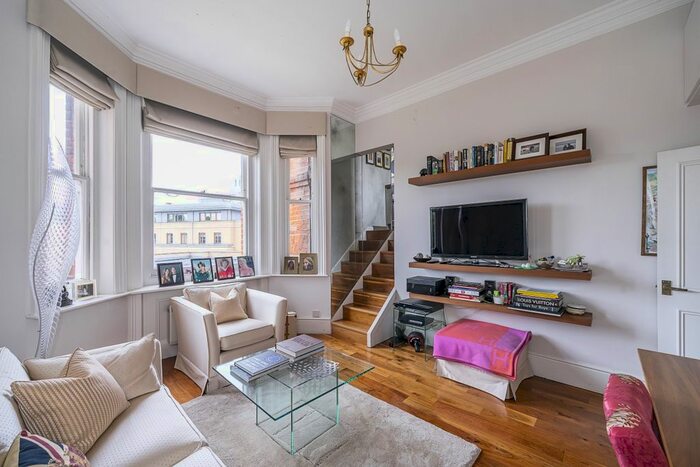 Studio To Rent In Lower Sloane Street, London, SW1W