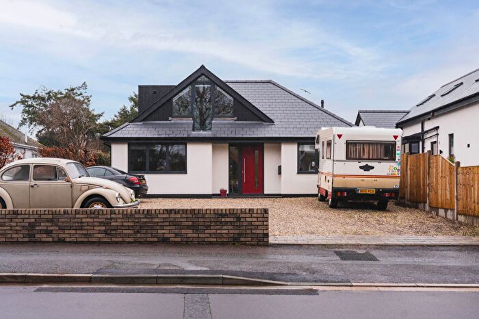 4 Bedroom Detached House For Sale In Pauntley Road, Mudeford, Christchurch, BH23