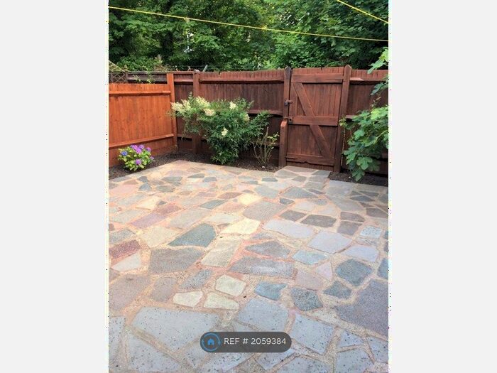 1 Bedroom Flat To Rent In Ravensbourne Avenue, Bromley, BR2