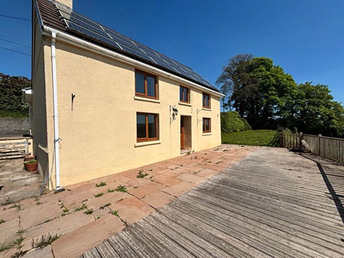 3 Bedroom Smallholding For Sale In Capel Seion Road, Llanelli, SA15