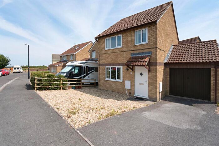 3 Bedroom Detached House For Sale In Hambledon Road, St. Georges - No Chain, BS22