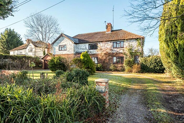 5 Bedroom Detached House For Sale In Copes Lane, Bramshill, Hook, RG27