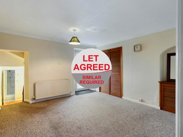 1 Bedroom Flat To Rent In Babbacombe Road, Torquay, TQ1