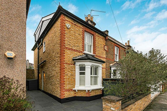 3 Bedroom Semi Detached House For Sale In Windsor Road, Kingston Upon Thames, KT2