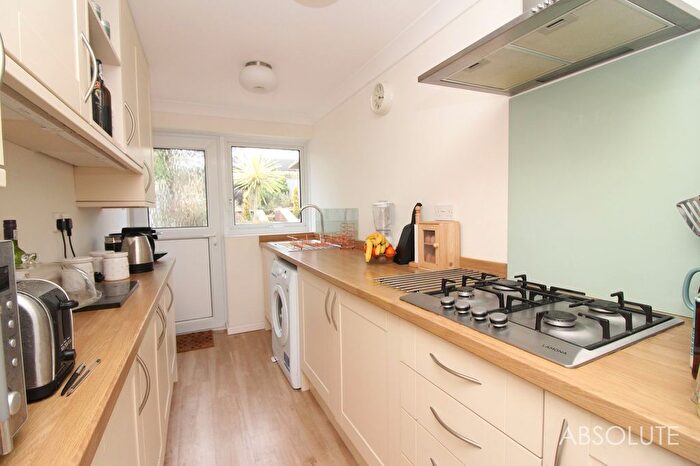 3 Bedroom Semi-detached House To Rent In Glebeland Way, Torquay, TQ2