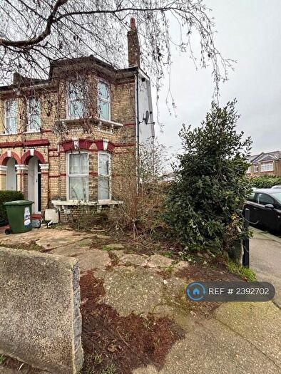 Studio To Rent In Beechfield Road, London, SE6