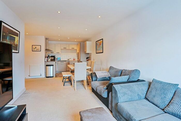 2 Bedroom Flat For Sale In Bournemouth Road, Poole, Dorset, BH14
