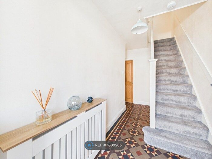 3 Bedroom End Of Terrace House To Rent In Oldfield Road, Coventry, CV5