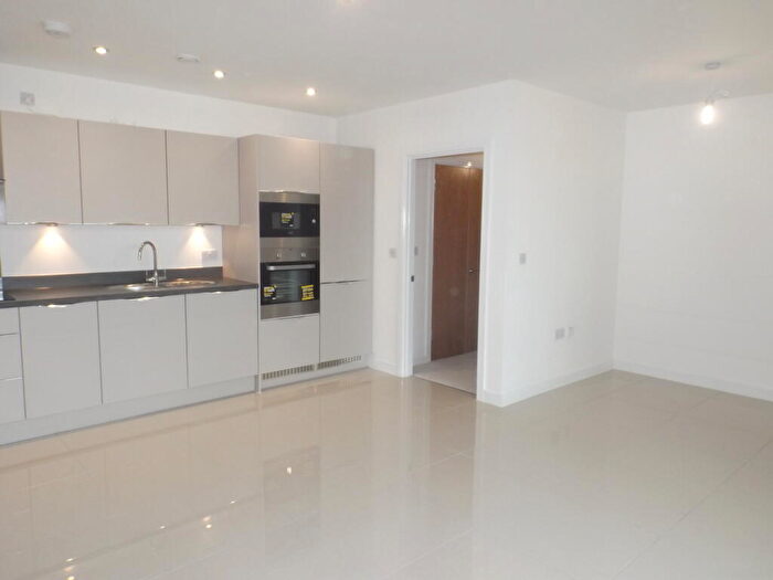 1 Bedroom Apartment To Rent In Davaar House, Ferry Court, Cardiff Bay, CF11