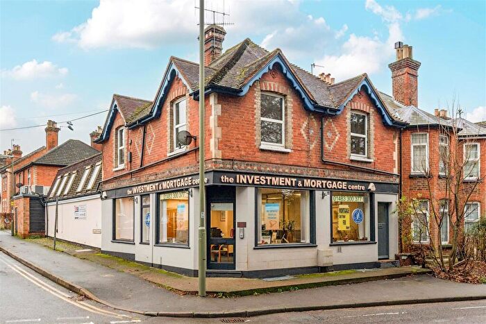 2 Bedroom Flat To Rent In Epsom Road, Merrow, GU1