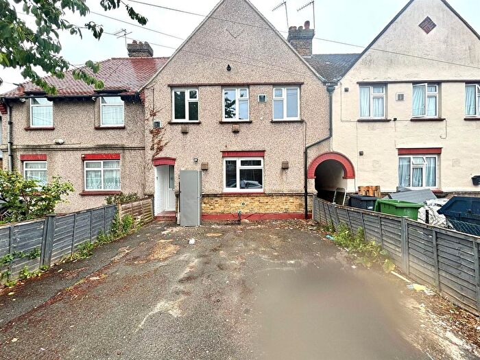 3 Bedroom Terraced House To Rent In Blunts Avenue, Sipson, West Drayton, UB7