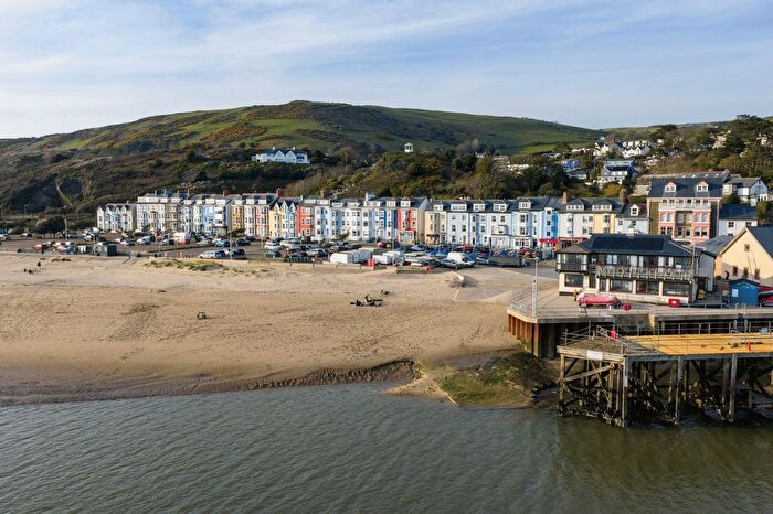 1 Bedroom Flat For Sale In Glandovey Terrace, Otago, LL35