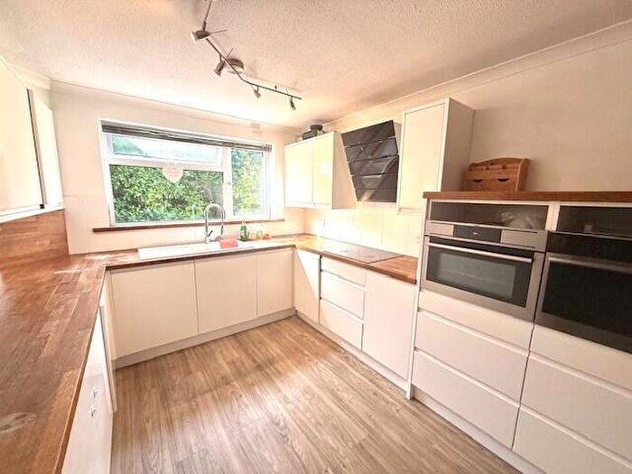 3 Bedroom House To Rent In Panters, Swanley, BR8
