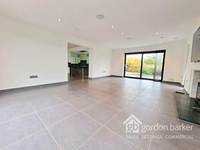 4 Bedroom Detached House For Sale In Glebe Road, BH16