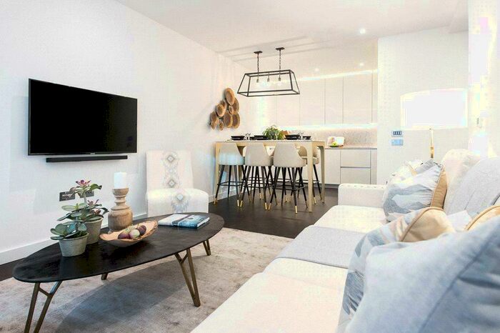 2 Bedroom Flat To Rent In Thornes House, Charles Clowe Walk, Nine Elms, London, SW11