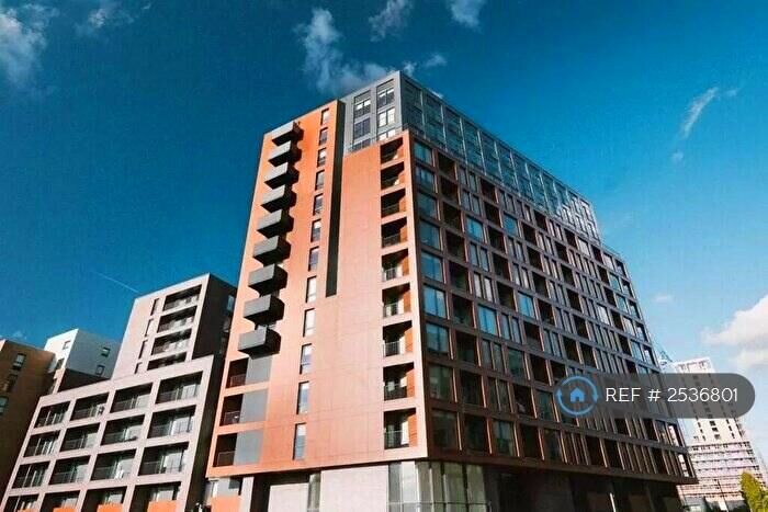 3 Bedroom Flat To Rent In Woden Street, Salford, M5