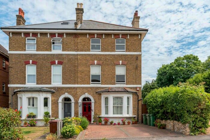 6 Bedroom Semi-Detached House To Rent In Western Road, Sutton, SM1