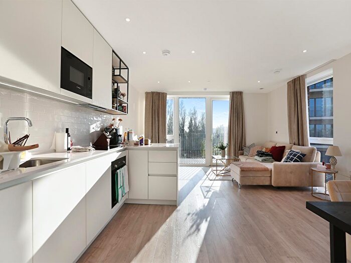 2 Bedroom Apartment For Sale In Beresford Avenue, Wembley, HA0