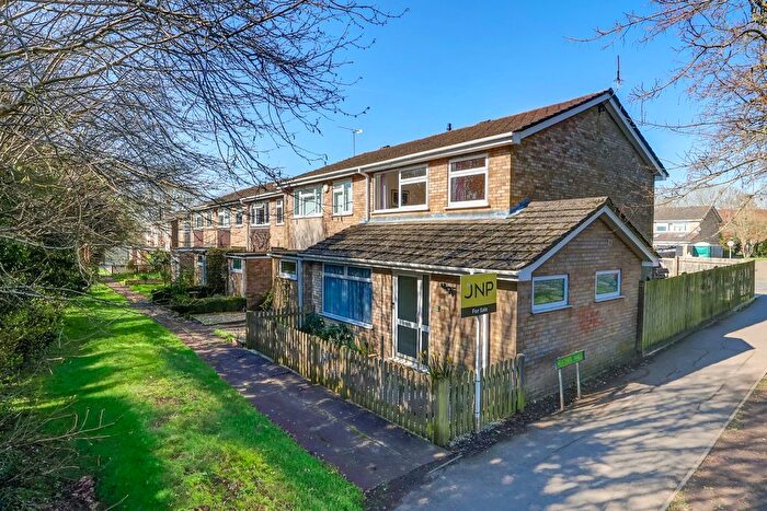 3 Bedroom End Of Terrace House For Sale In Heather Walk, Hazlemere, High Wycombe, Buckinghamshire, HP15