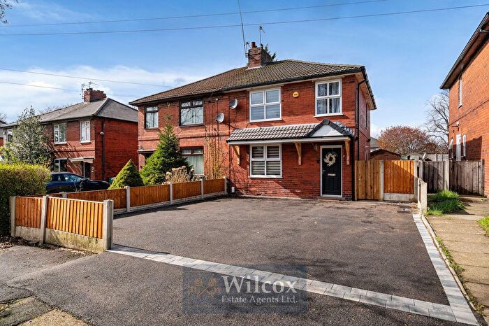 3 Bedroom Semi Detached House For Sale In Ainsworth Road, Little Lever, BL3