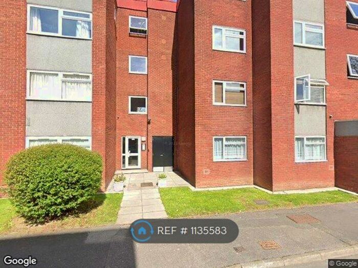 1 Bedroom Flat To Rent In Grange Gardens, London, N14