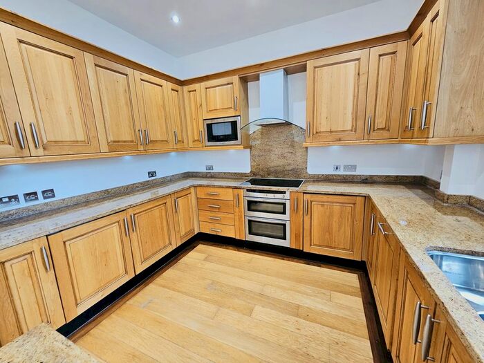 1 Bedroom Flat To Rent In Victoria Road, Formby, Liverpool, L37