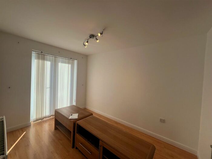 3 Bedroom Detached House To Rent In Pennyfields, BoltonUponDearne