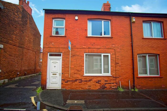 4 Bedroom End Of Terrace House To Rent In Plungington Road, Fulwood, Preston, PR2