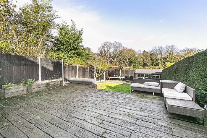 3 Bedroom Terraced House For Sale In Cul-de-sac Location In The Village Of Essendon., AL9