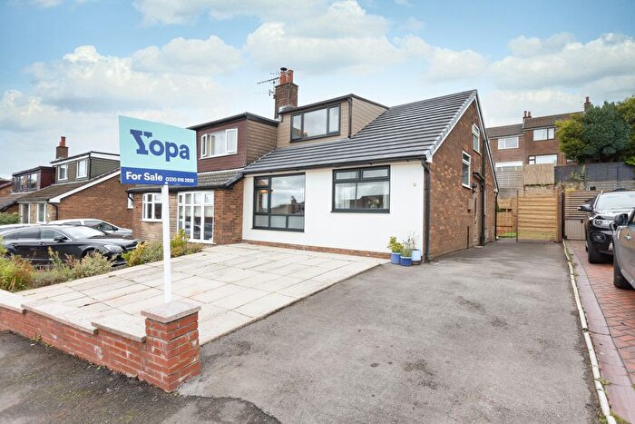 3 Bedroom Semi-Detached Bungalow For Sale In Fernthorpe Avenue, Uppermill, Oldham, OL3